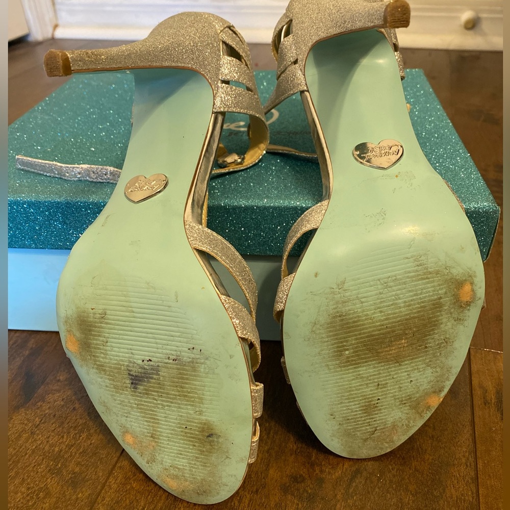 Blue by Betsey Johnson Silver Glitter Heels 8.5 - Picture 3 of 12